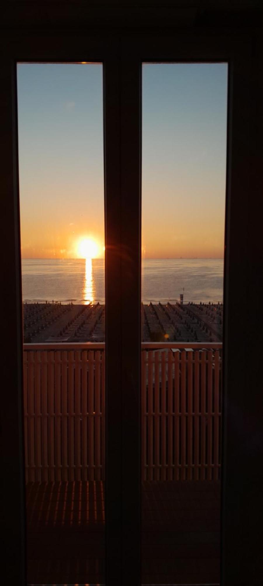 Hotel Delfino Milano Marittima Zewnętrze zdjęcie