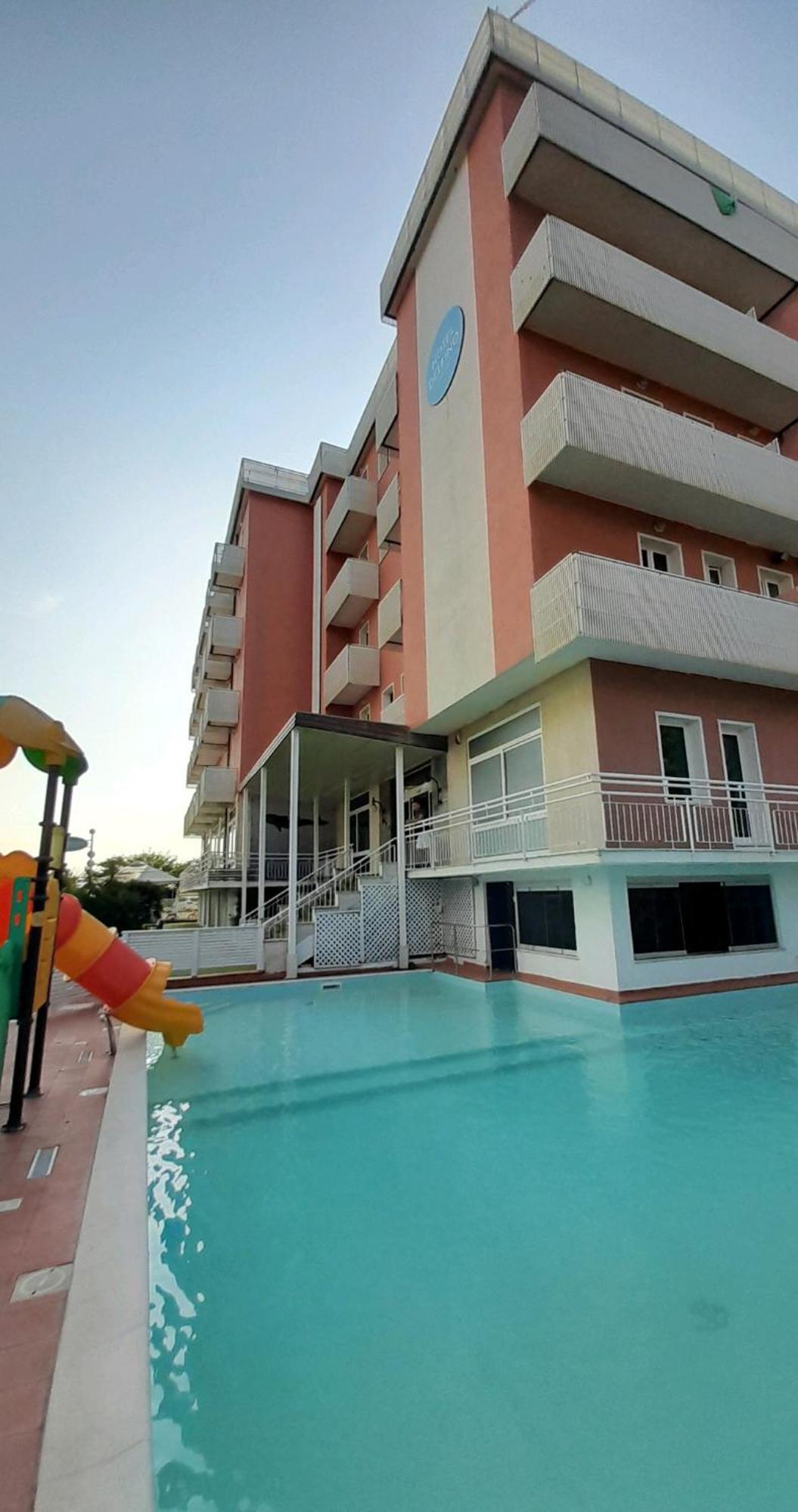 Hotel Delfino Milano Marittima Zewnętrze zdjęcie