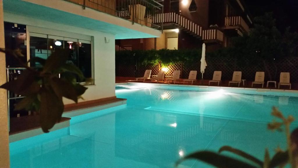 Hotel Delfino Milano Marittima Zewnętrze zdjęcie