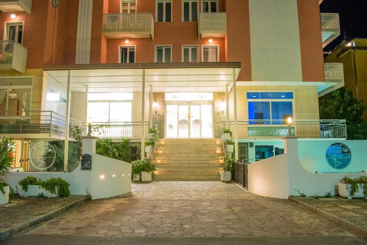 Hotel Delfino Milano Marittima Zewnętrze zdjęcie